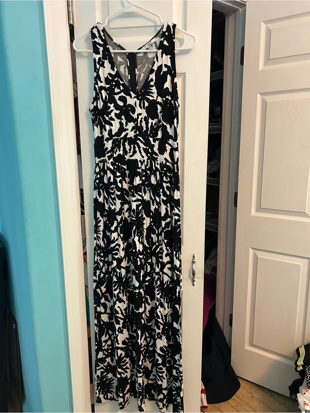 Milly Black and White Floral V-Neck Maxi Dress